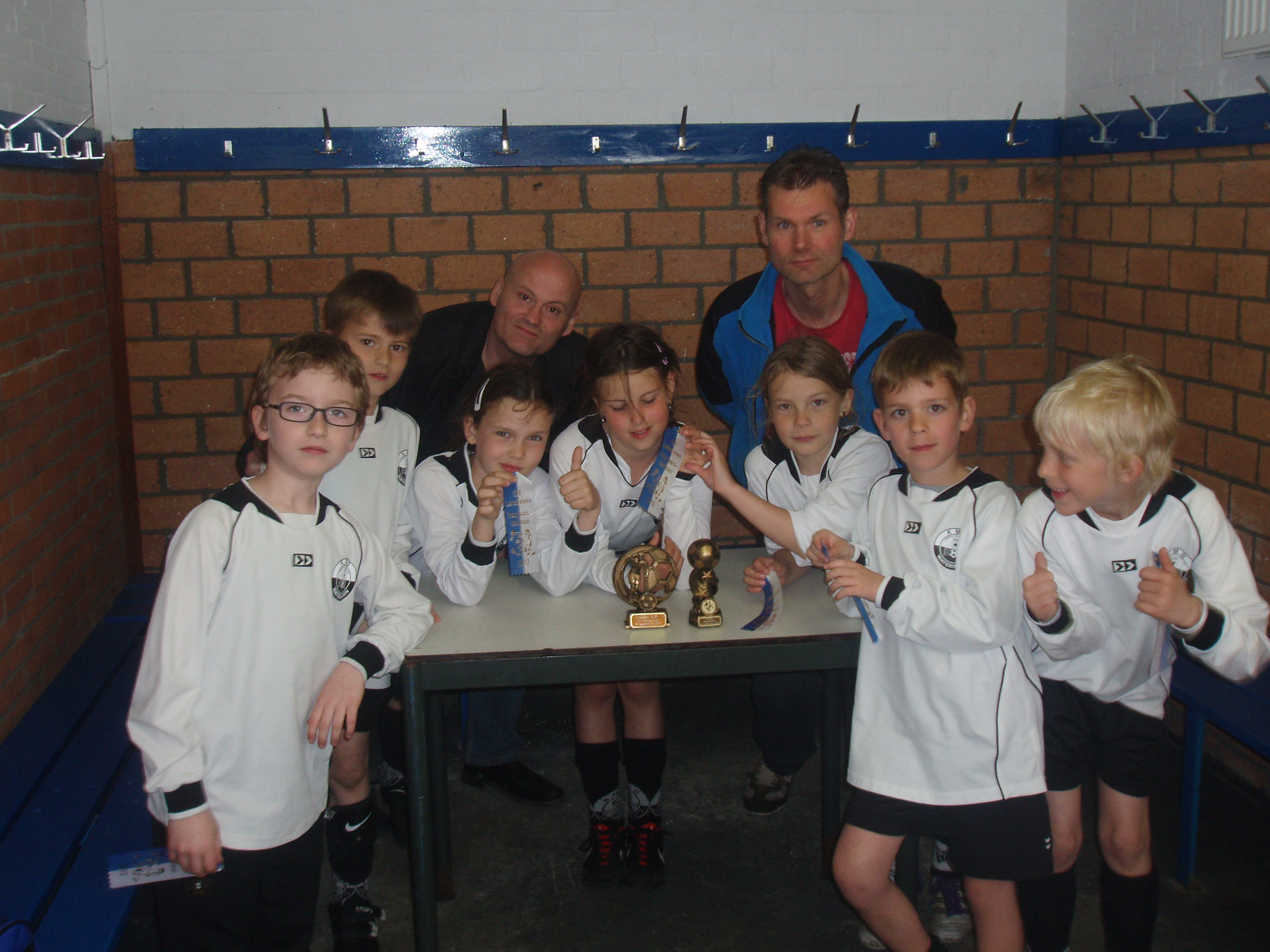 KMD F6 wint de fairplayprijs bij Loosduinen