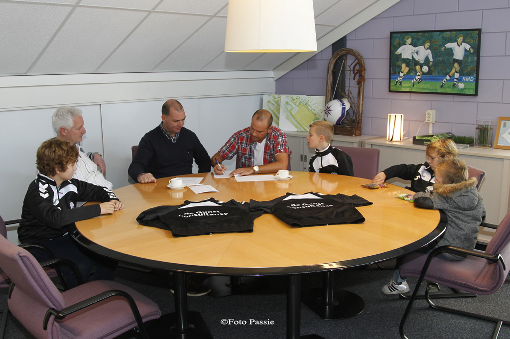 de Gunst Consultancy sponsor van trainingspakken