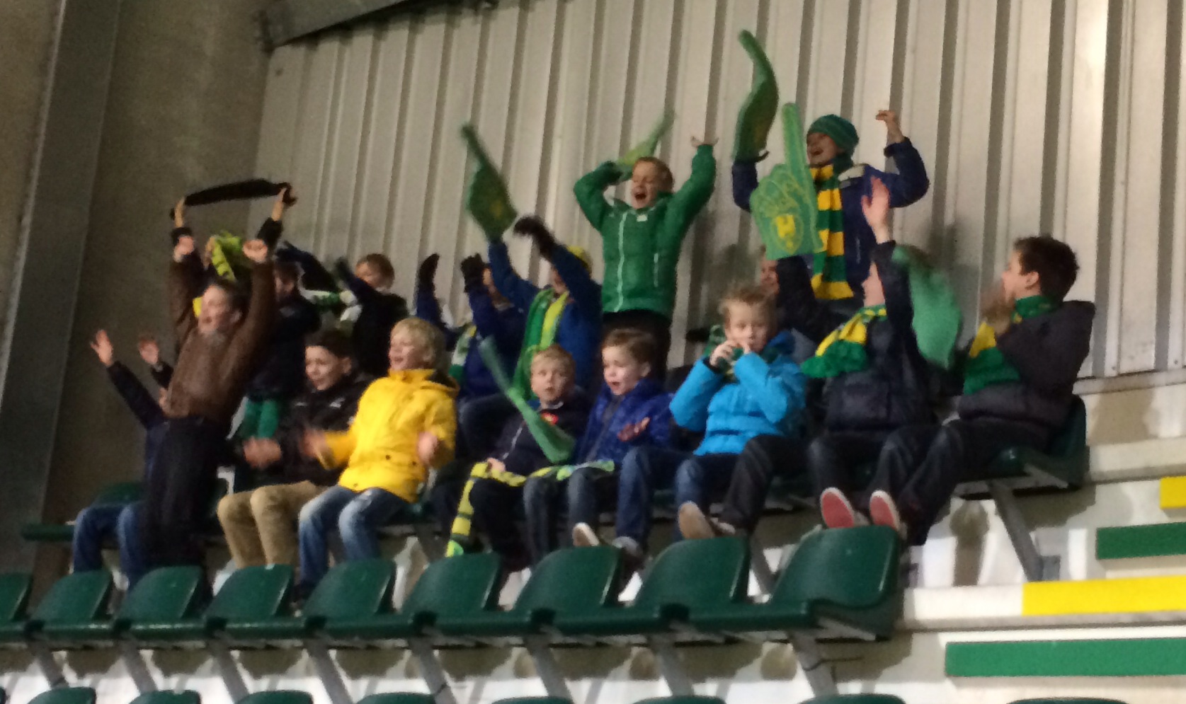 Vrijwilligers KMD naar ADO Den Haag