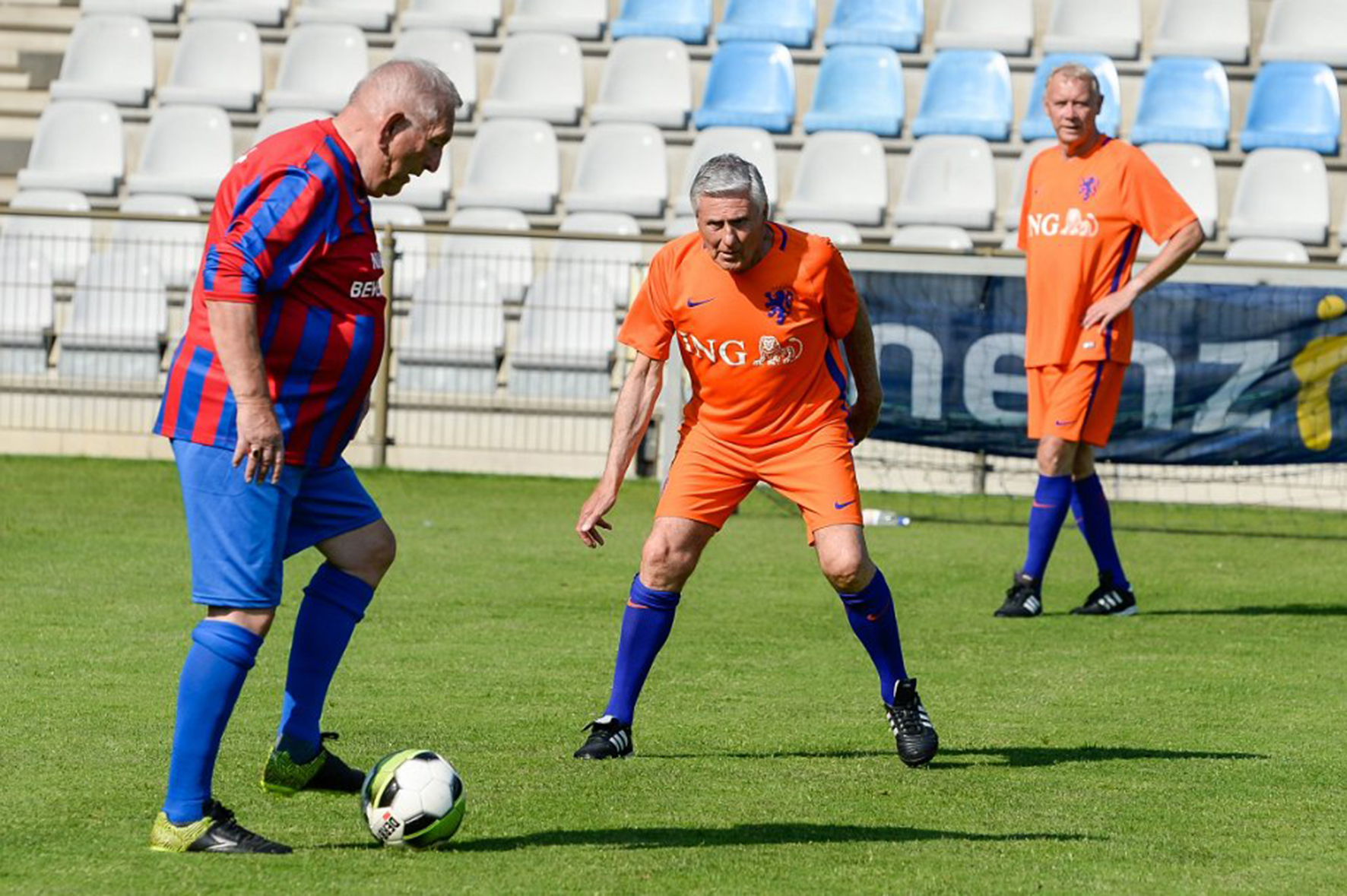 Sjaak Swart naar KMD